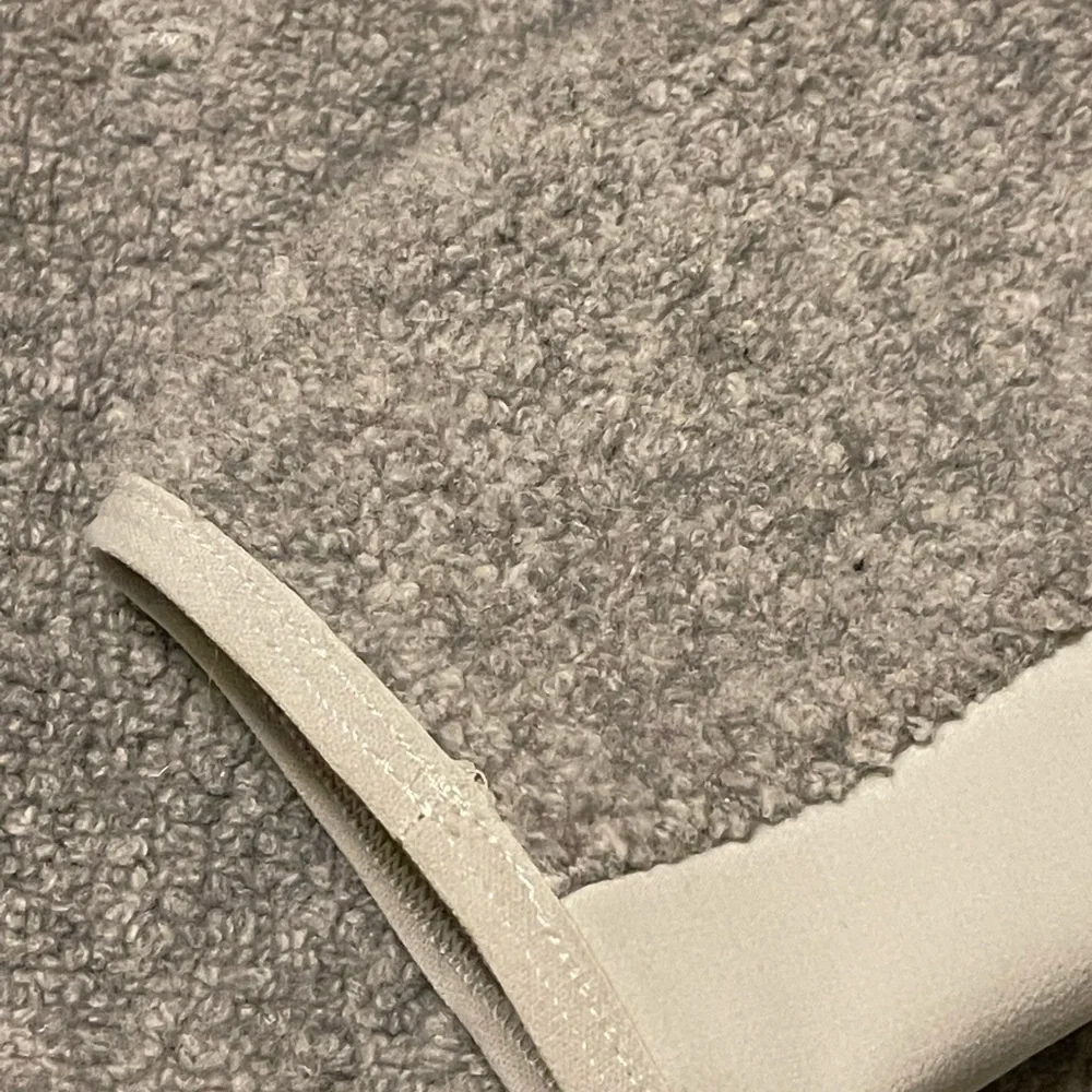 Lululemon 1/4 Zip Pullover - Picture 4 of 9